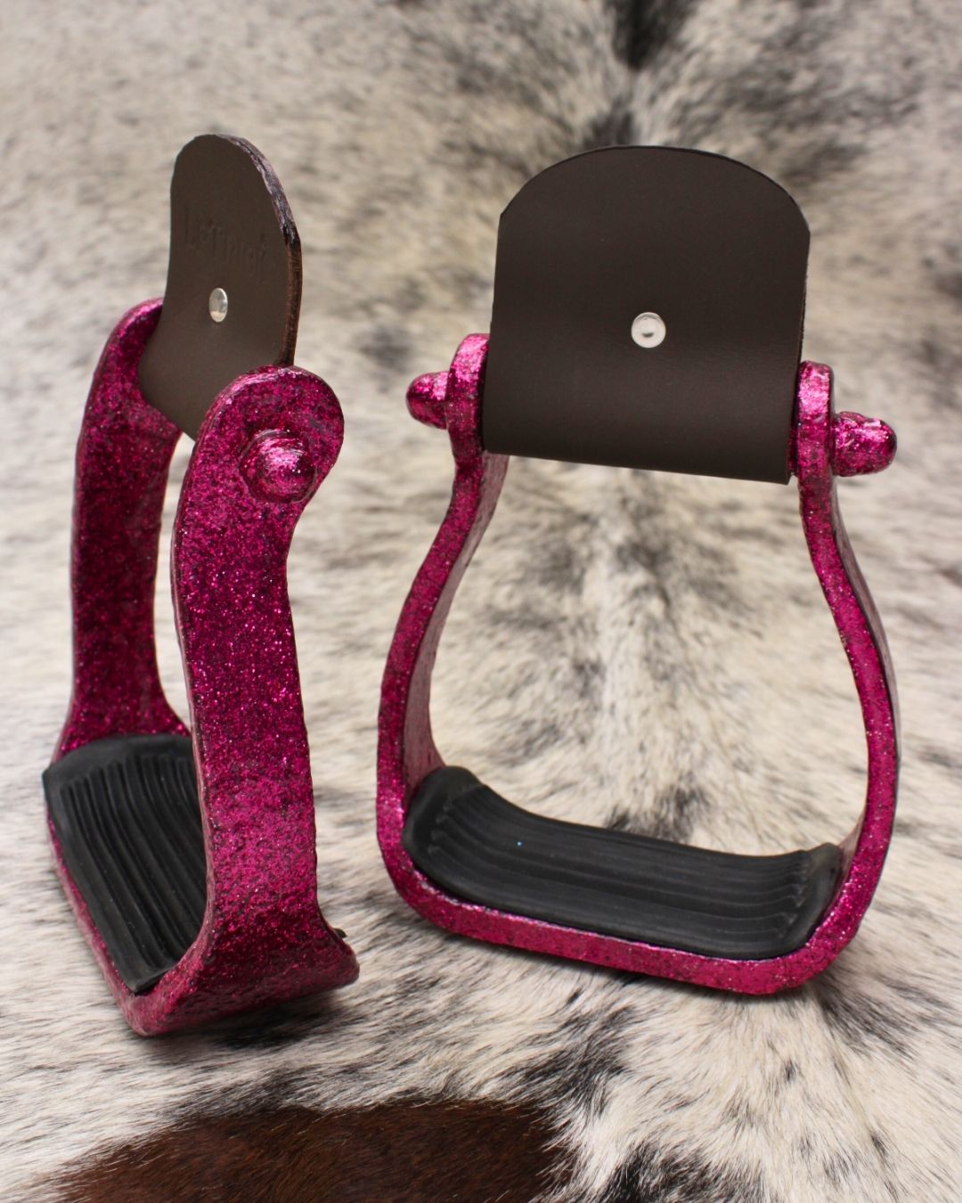 Western stirrups glitter