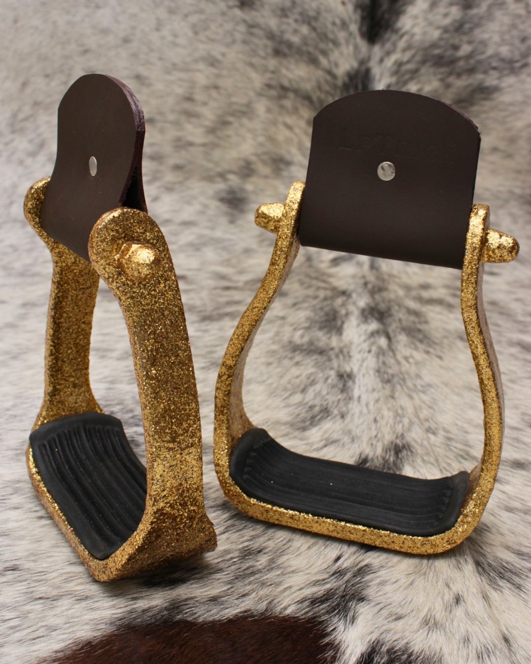 Western stirrups glitter